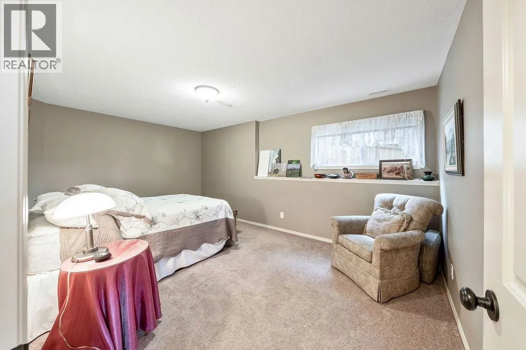 415 SUNRISE Hill
