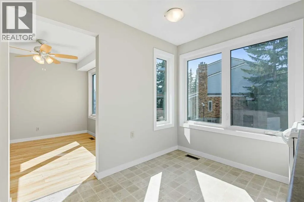 12 Coachway Gardens SW