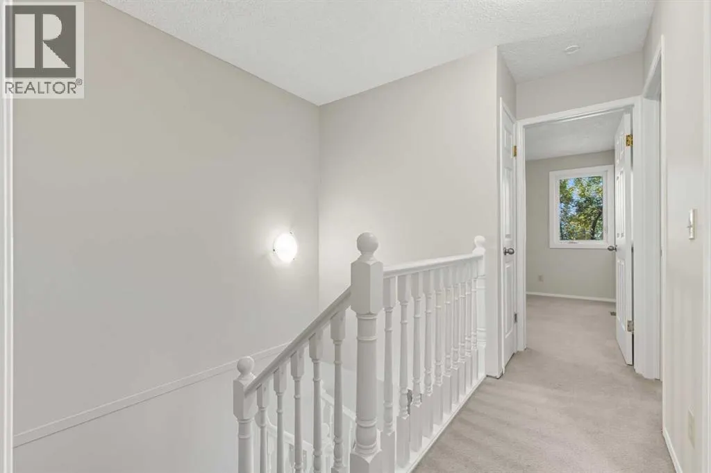 12 Coachway Gardens SW