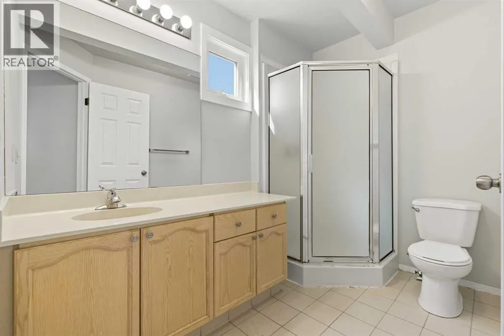 12 Coachway Gardens SW