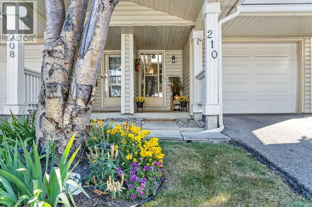 210 Queenston Heights SE