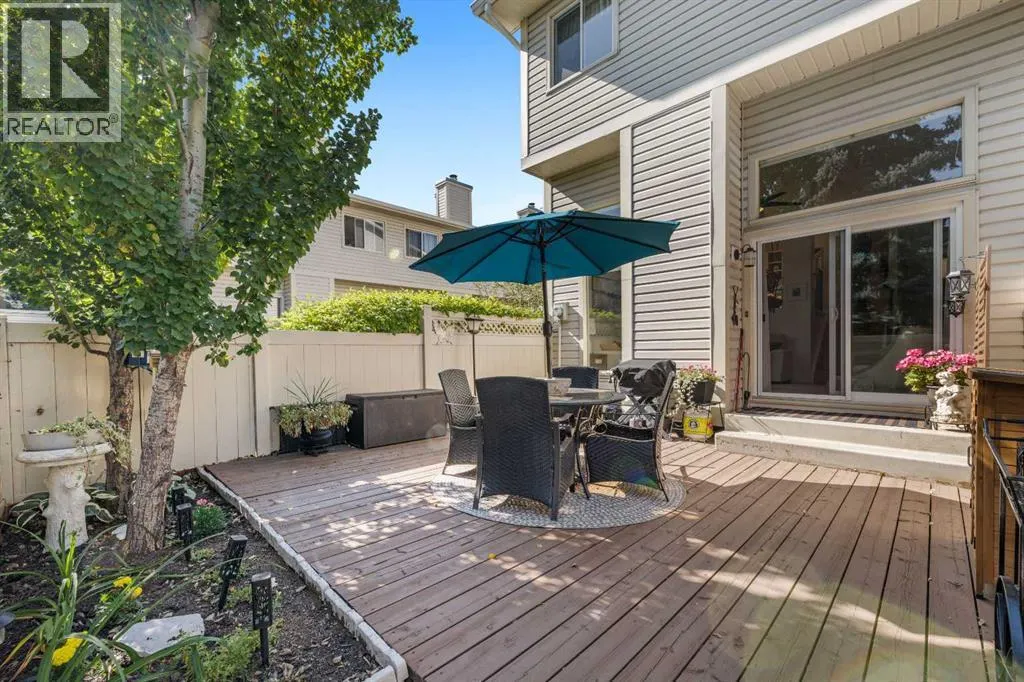 210 Queenston Heights SE