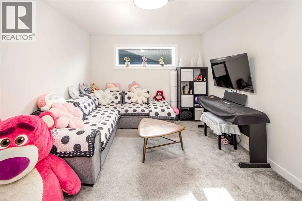 75 Calhoun Hill NE