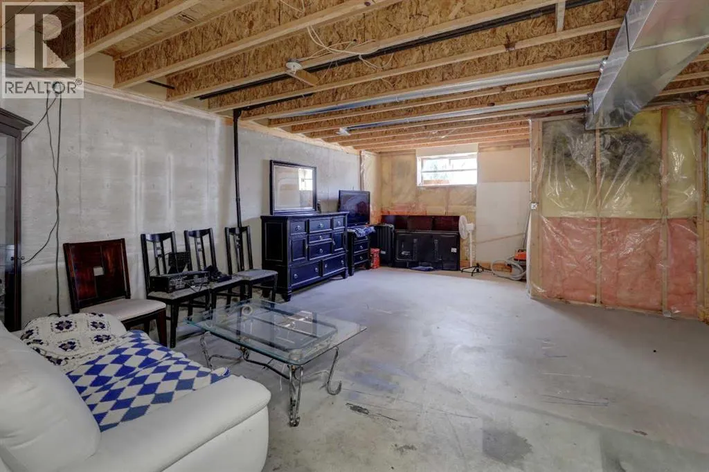 112 Martin Crossing Court NE