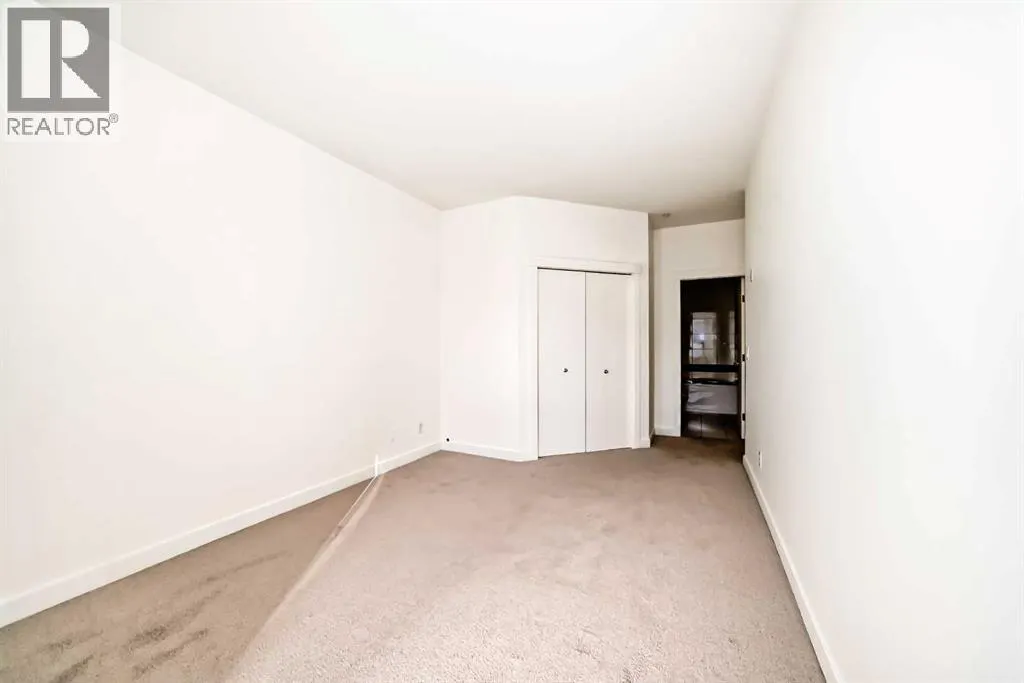 408, 1010 Centre Avenue NE