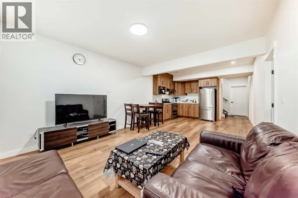 149 Baysprings Gardens