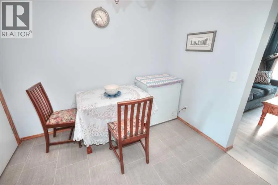 147 Somervale Park SW