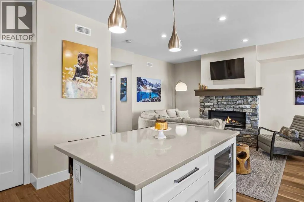 202H, 1101 Three Sisters Parkway