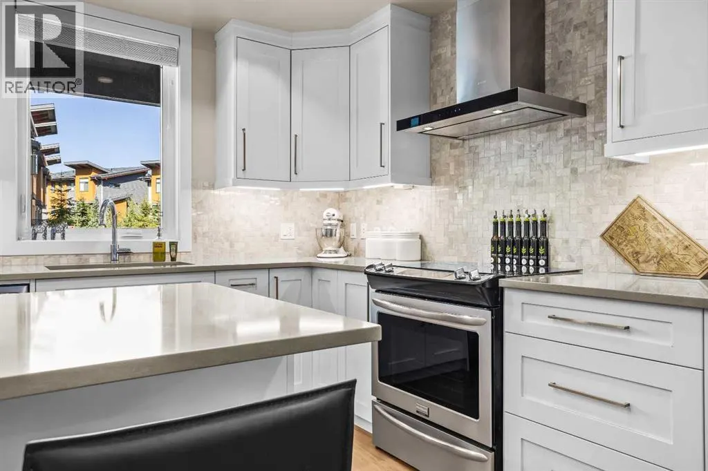 202H, 1101 Three Sisters Parkway
