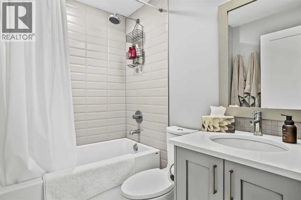202H, 1101 Three Sisters Parkway