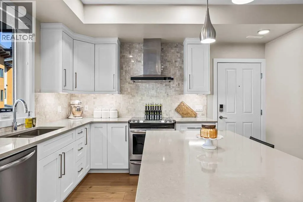 202H, 1101 Three Sisters Parkway