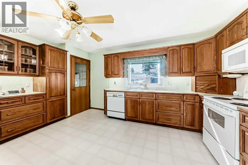 2017 44 Street SE