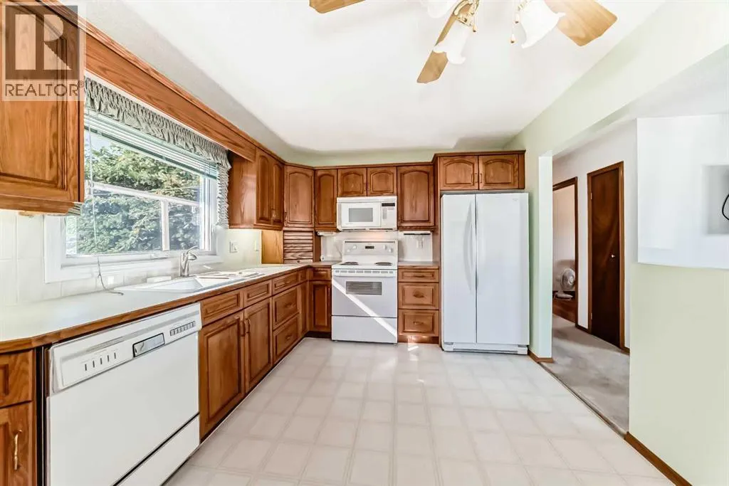 2017 44 Street SE
