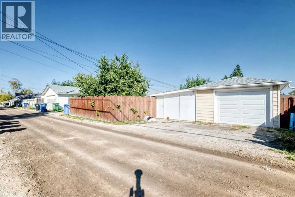2017 44 Street SE
