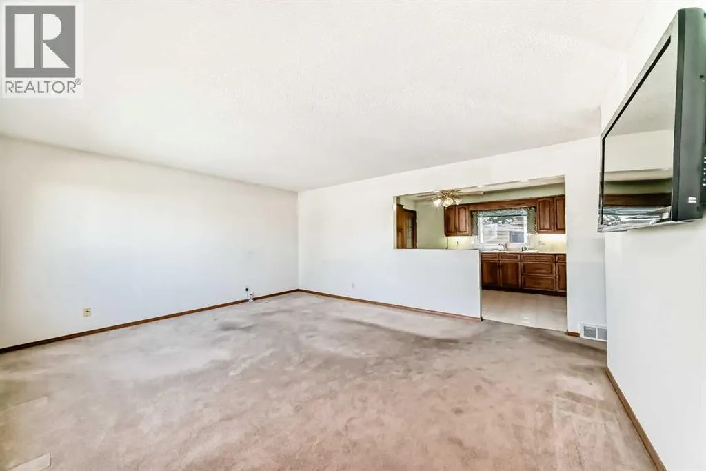 2017 44 Street SE