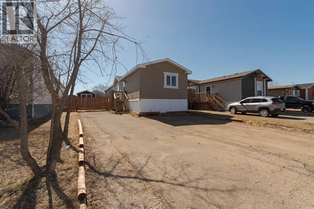 280 Clausen Crescent