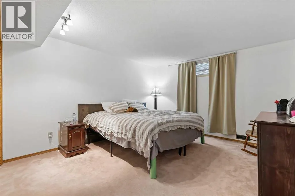 3 Pump Hill Landing SW