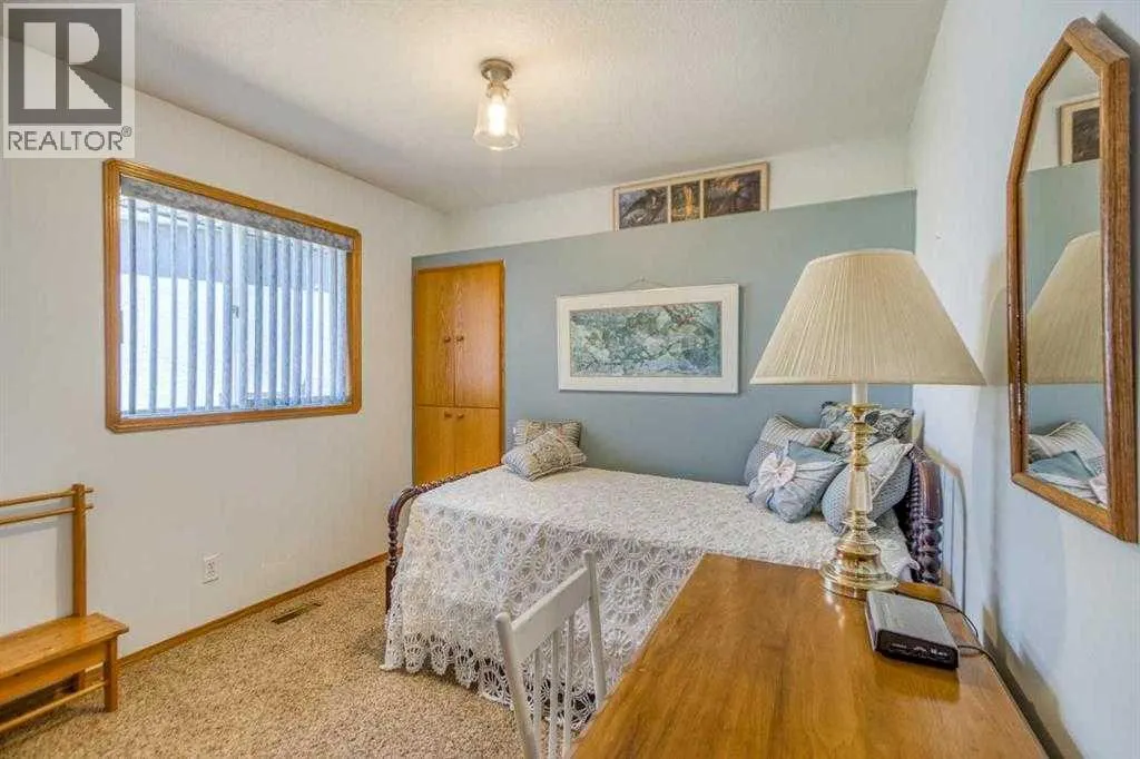 22 Greenview Crescent