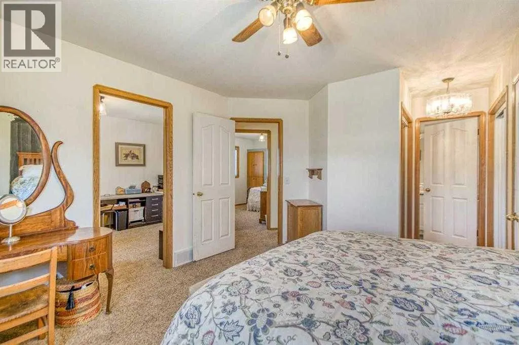 22 Greenview Crescent