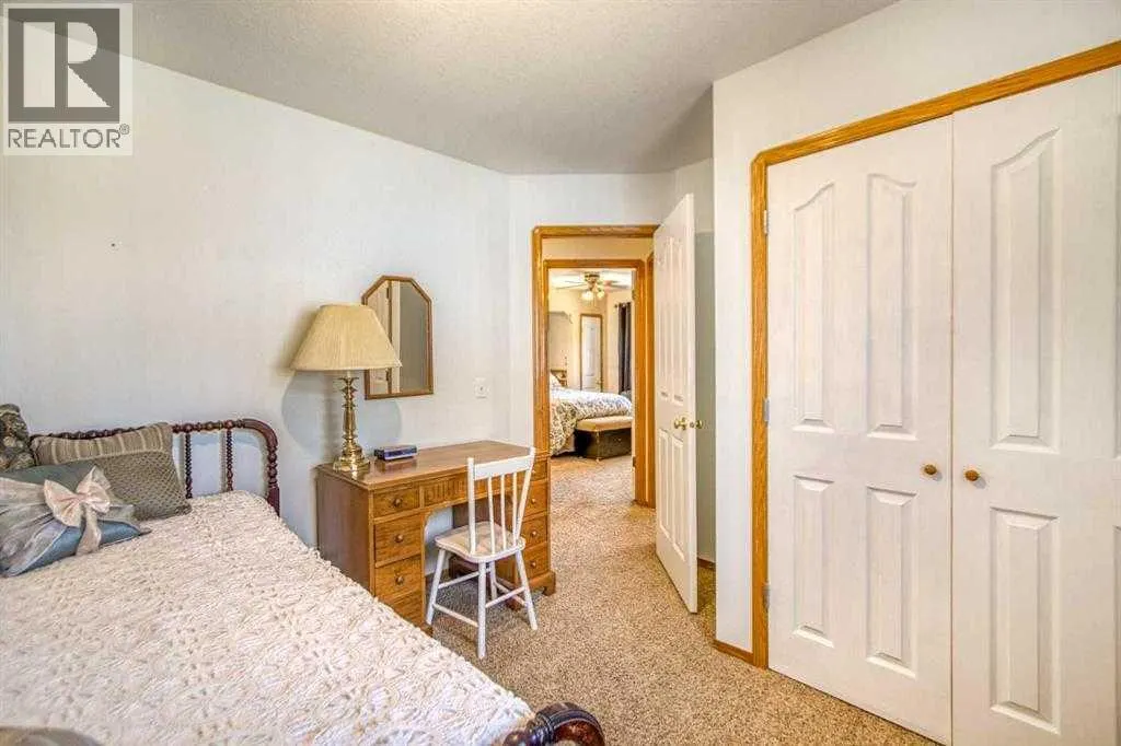 22 Greenview Crescent