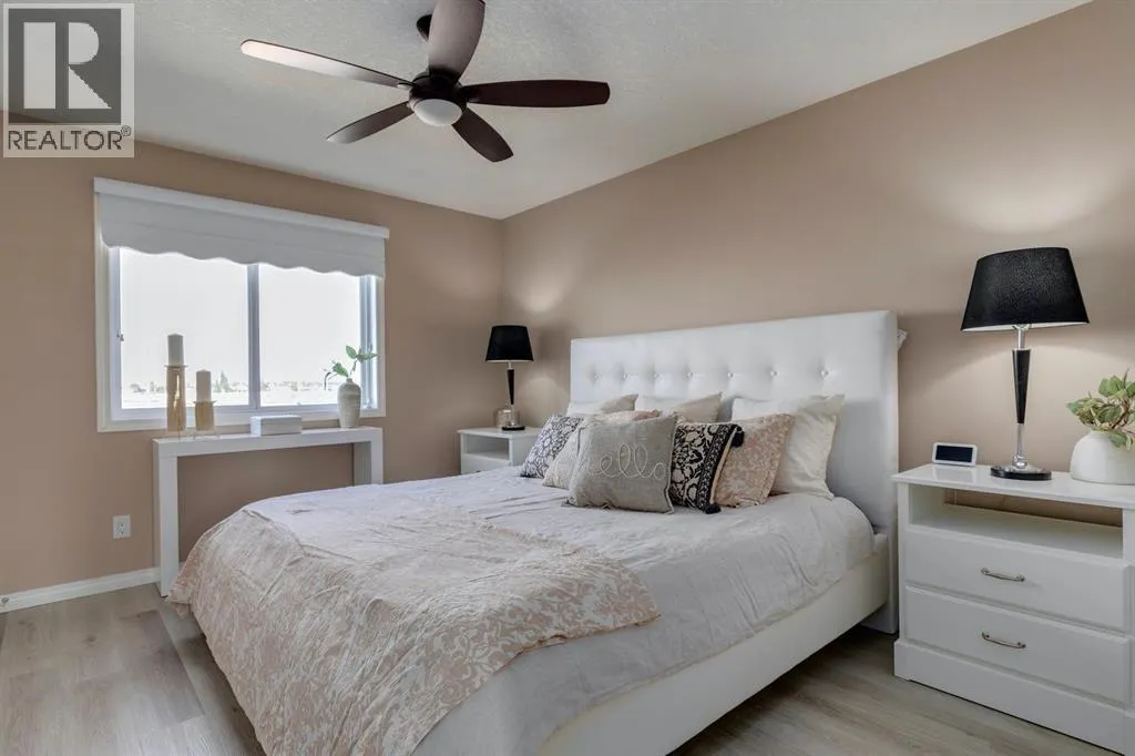 87 Mahogany Grove SE