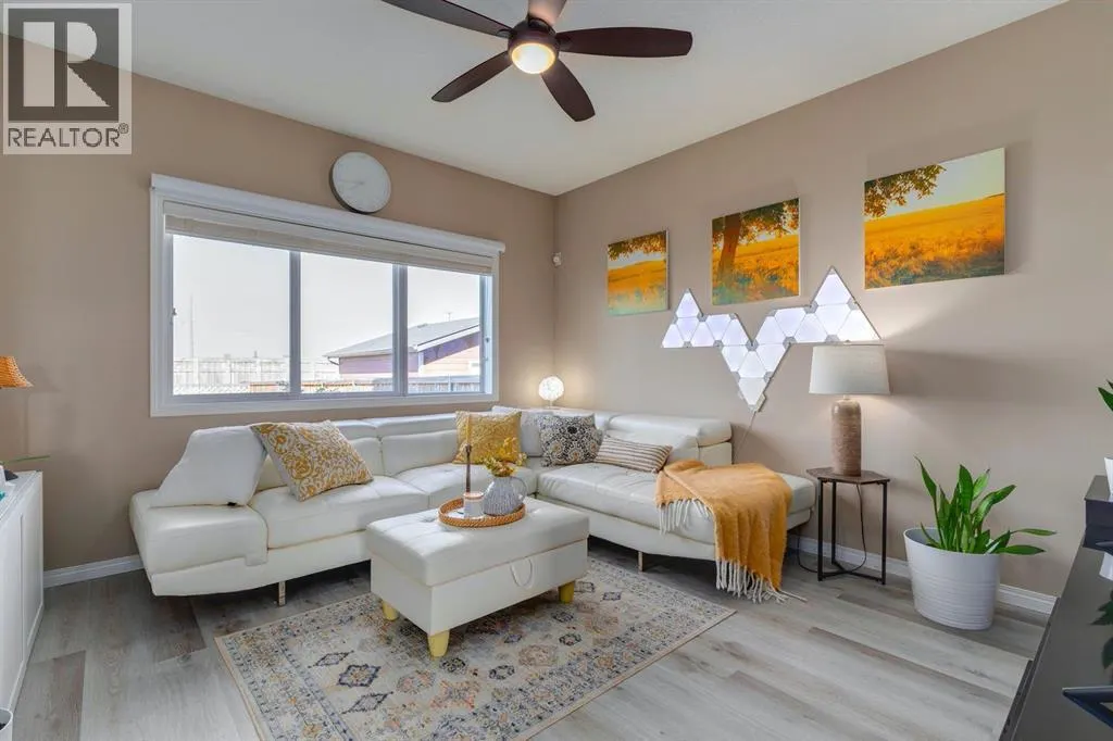87 Mahogany Grove SE