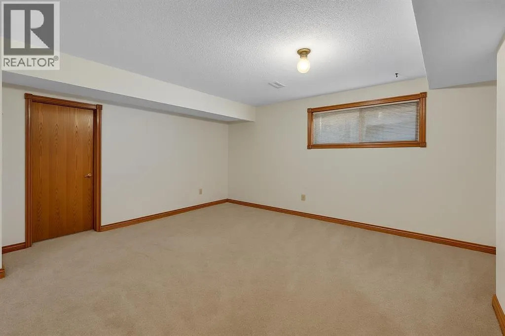 63 Edgehill Crescent NW