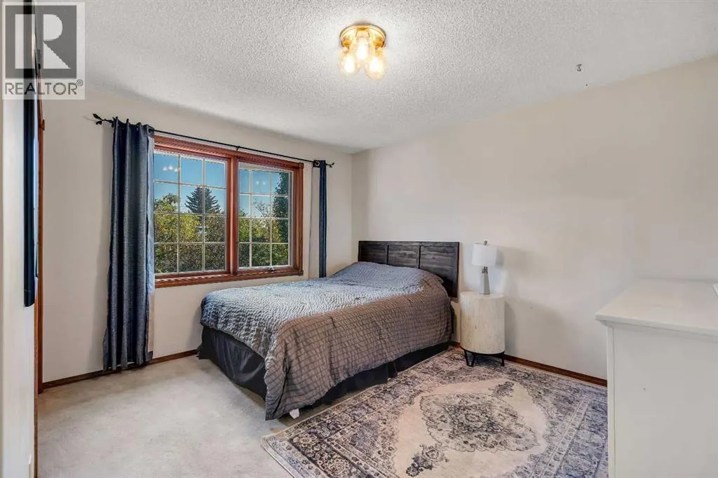 63 Edgehill Crescent NW