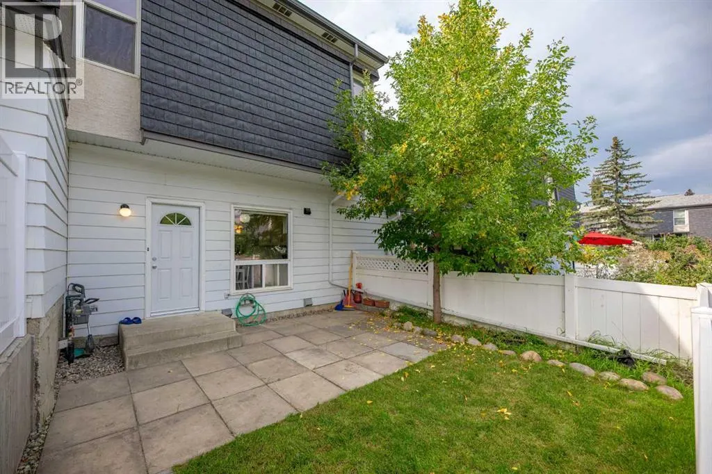 352 Brae Glen Road SW