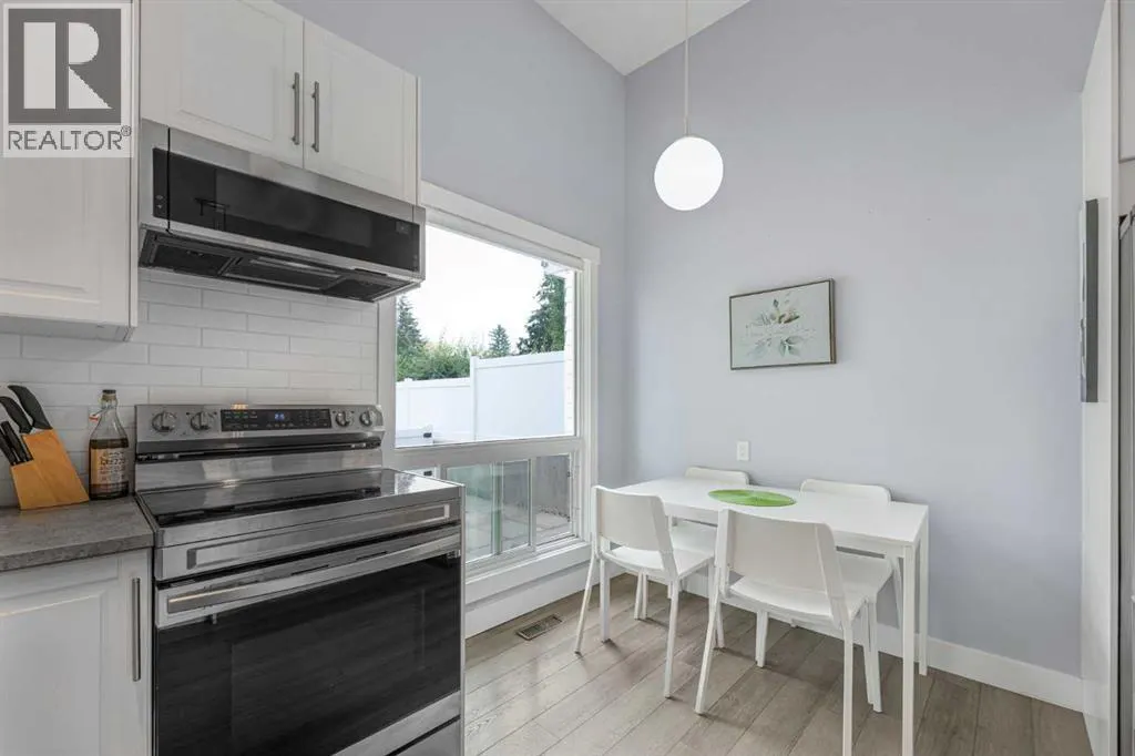 352 Brae Glen Road SW