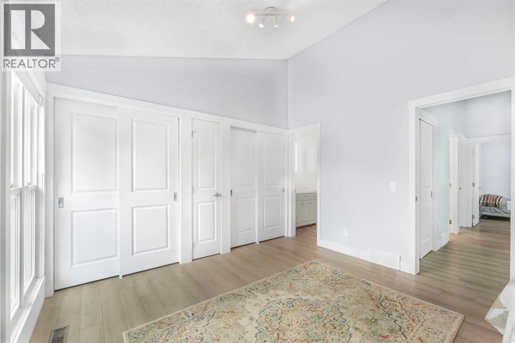 352 Brae Glen Road SW