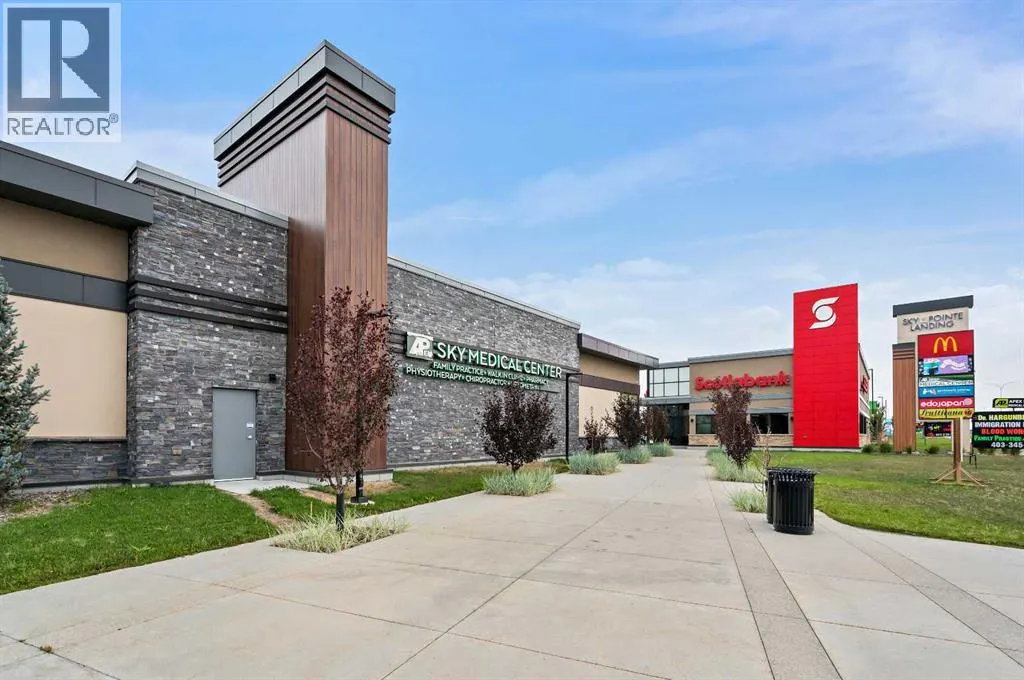 3121, 60 Skyview Ranch Road NE