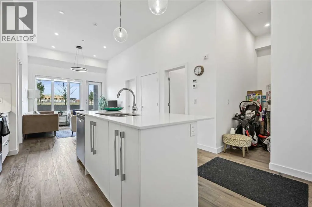 3121, 60 Skyview Ranch Road NE