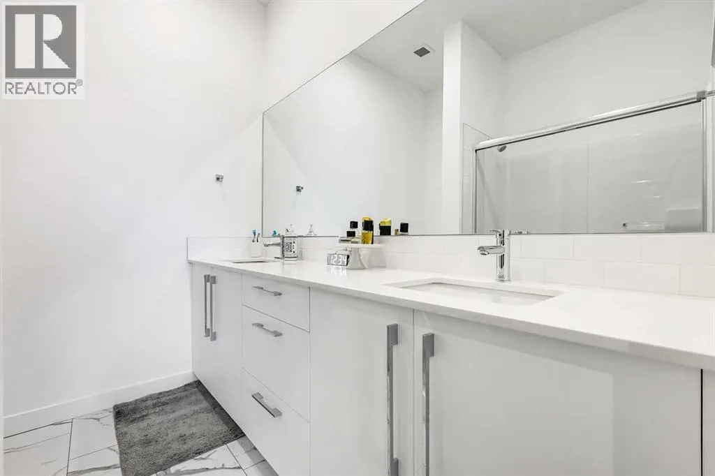 3121, 60 Skyview Ranch Road NE