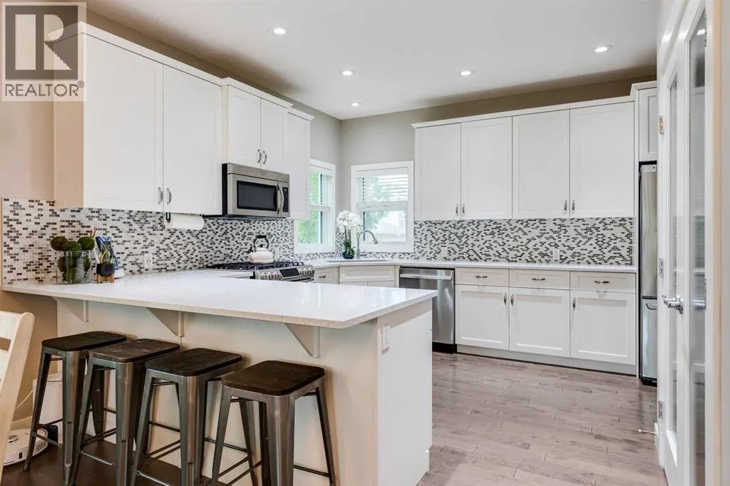 22 Drake Landing Boulevard