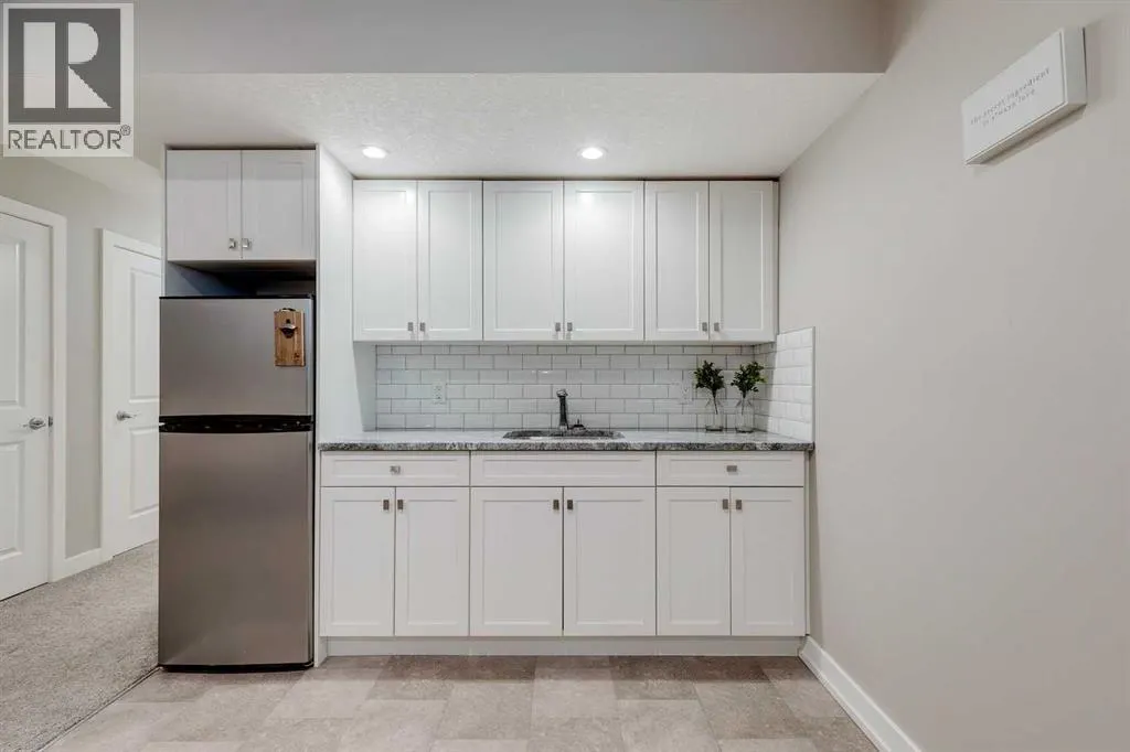 22 Drake Landing Boulevard