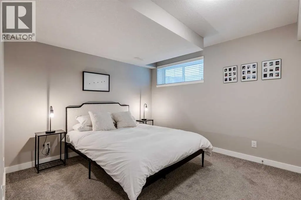 22 Drake Landing Boulevard