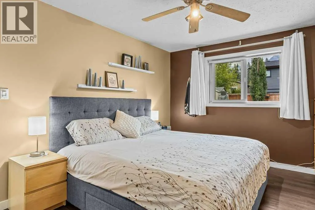 319 Hoodoo Crescent