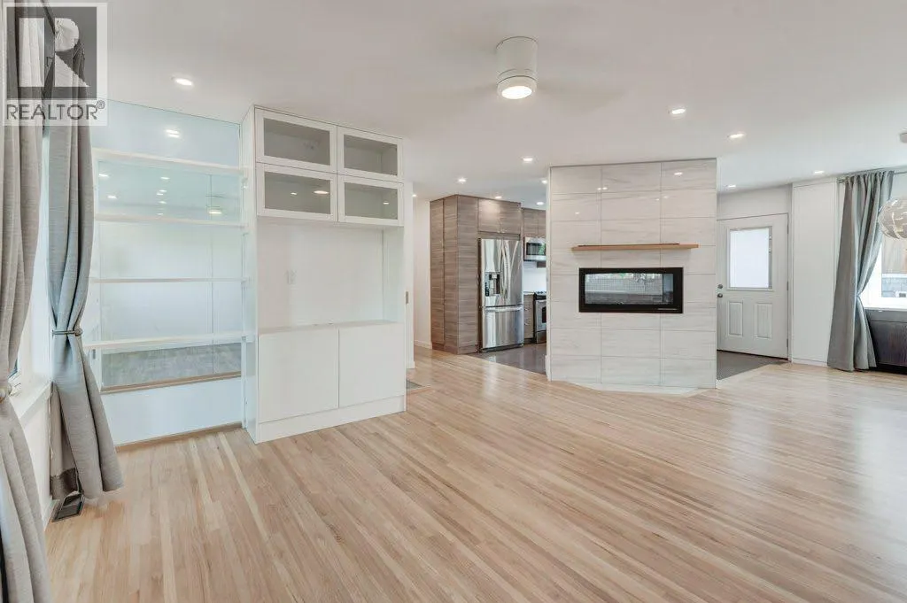 112 Selkirk Drive SW