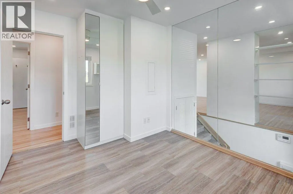 112 Selkirk Drive SW