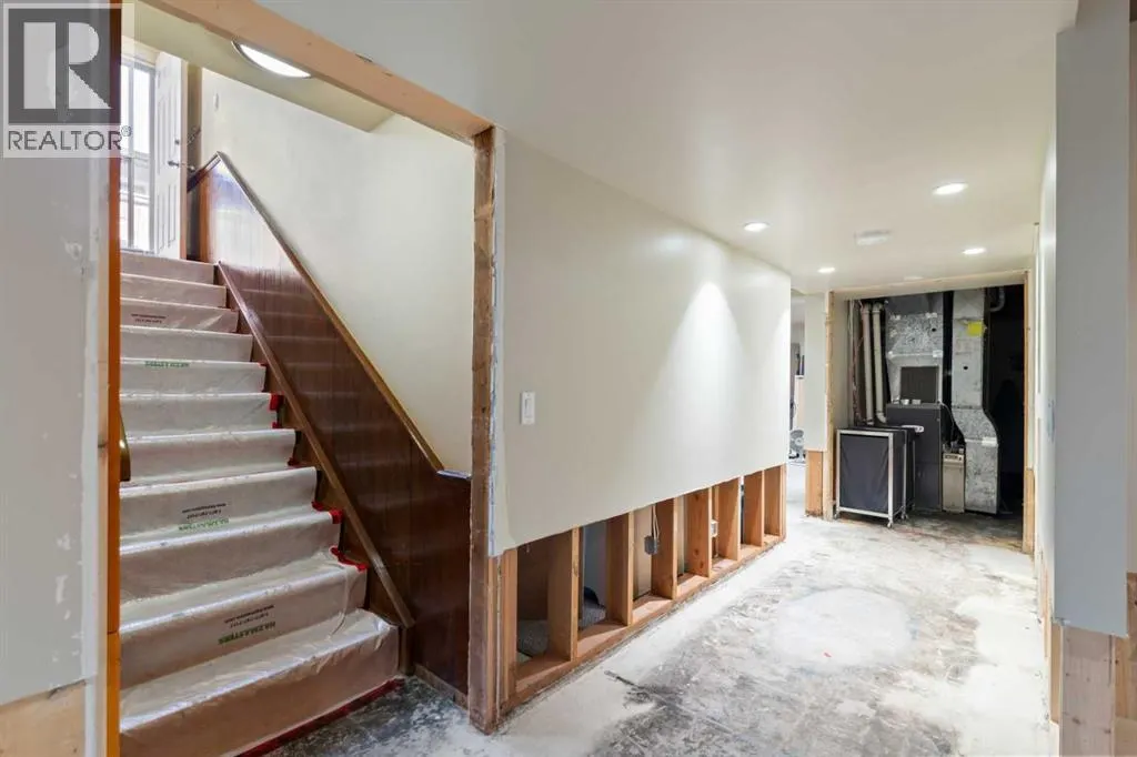 6847 Lawrence Court SW