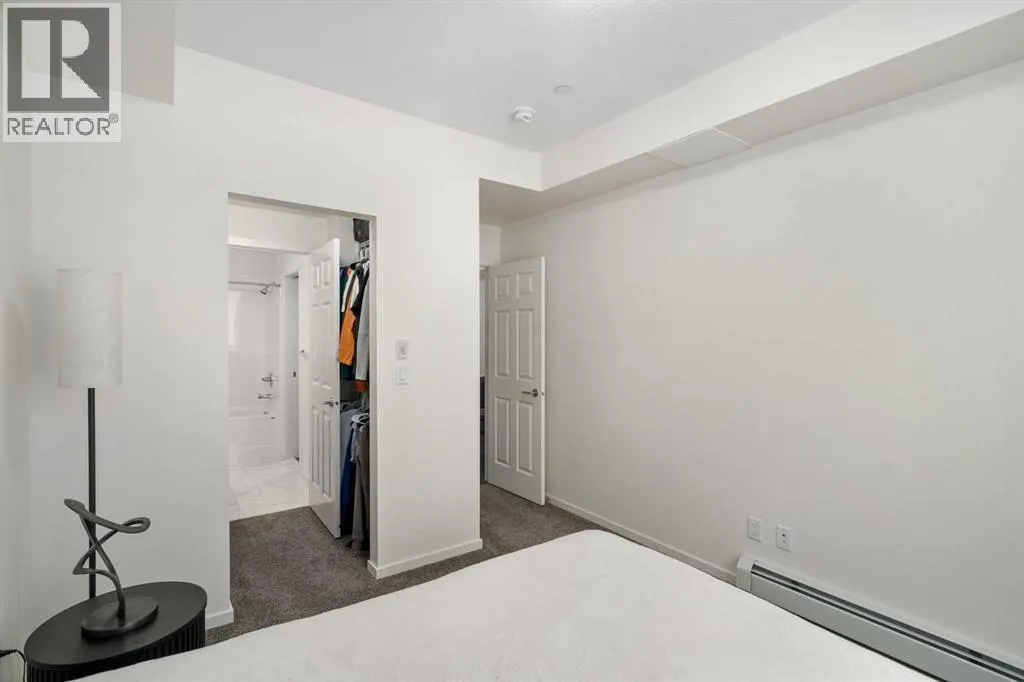 5201, 151 Legacy Main Street SE