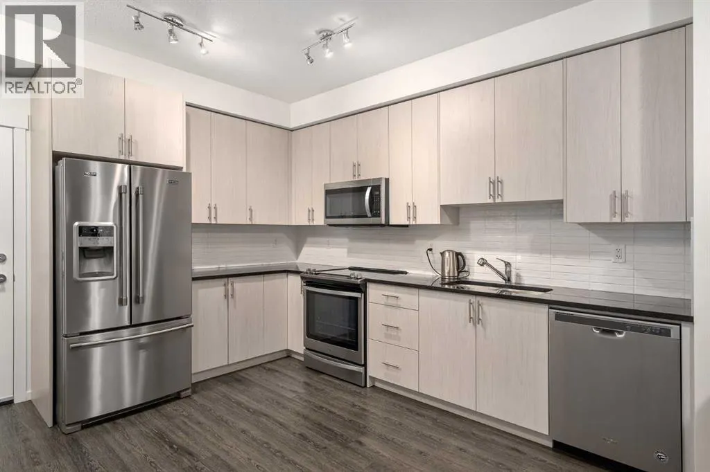 5201, 151 Legacy Main Street SE
