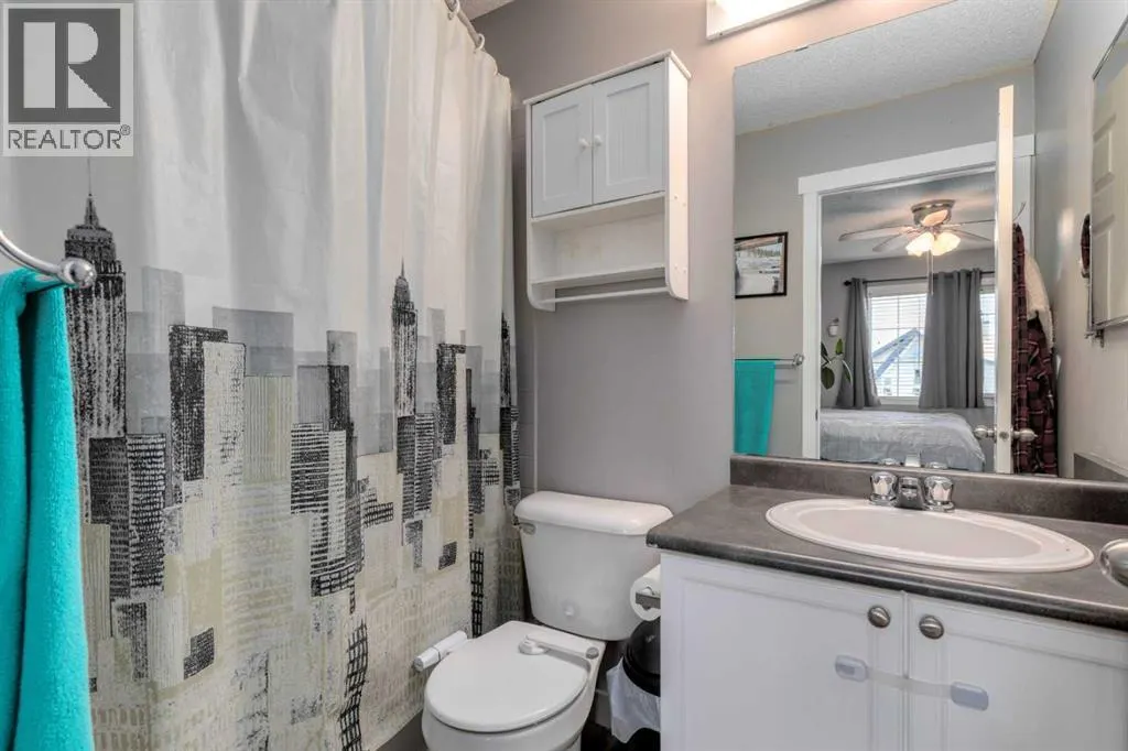 370 Elgin View SE