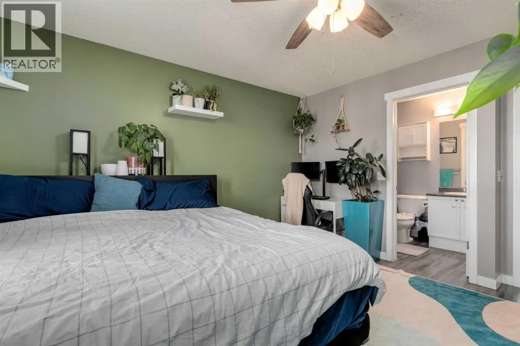 370 Elgin View SE