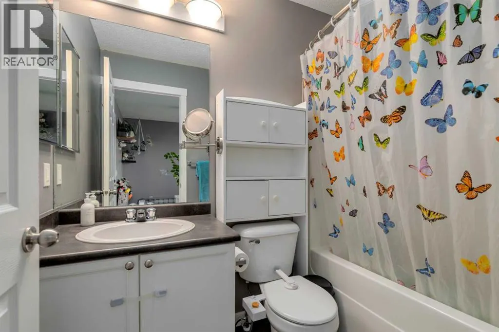 370 Elgin View SE