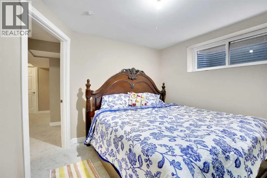 204 Covehaven Gardens NE