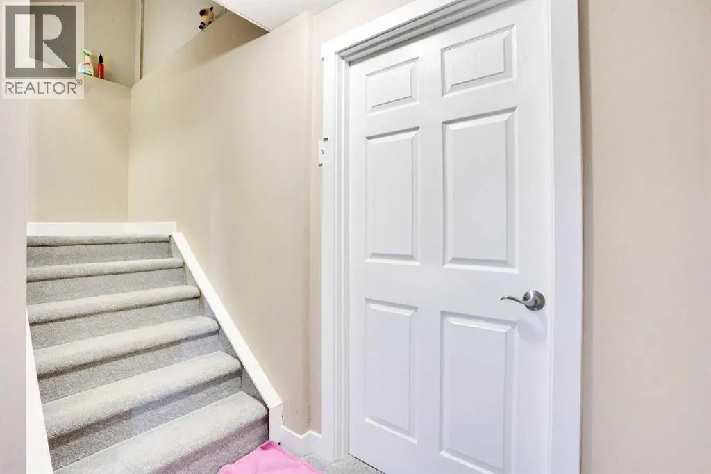 204 Covehaven Gardens NE