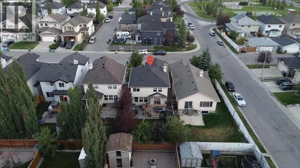 204 Covehaven Gardens NE