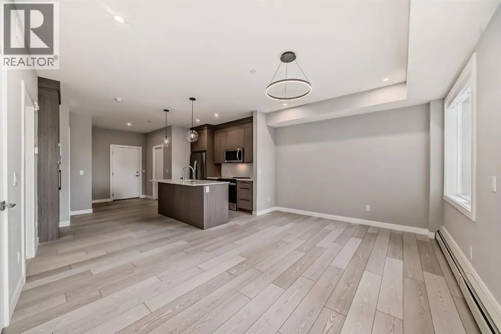 1218, 6 Merganser Drive W